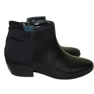 Jack Rogers | Shoes | Jack Rogers Bailee Black Leather  display picture 1